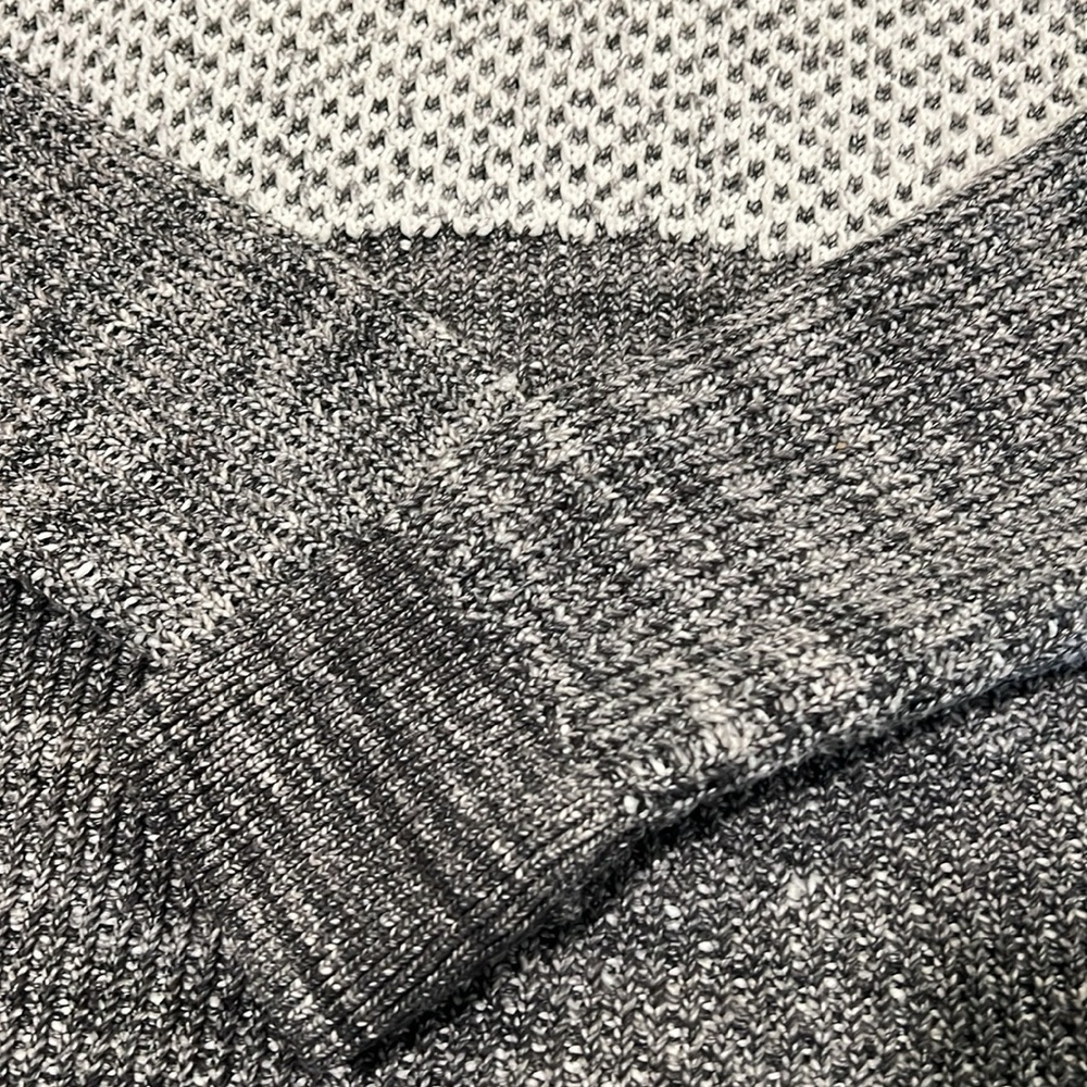 Prana - grey and white, “Abelle” tunic sweater, M, open weave - Picture 6 of 12